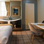 For Manchester Hall Hotel